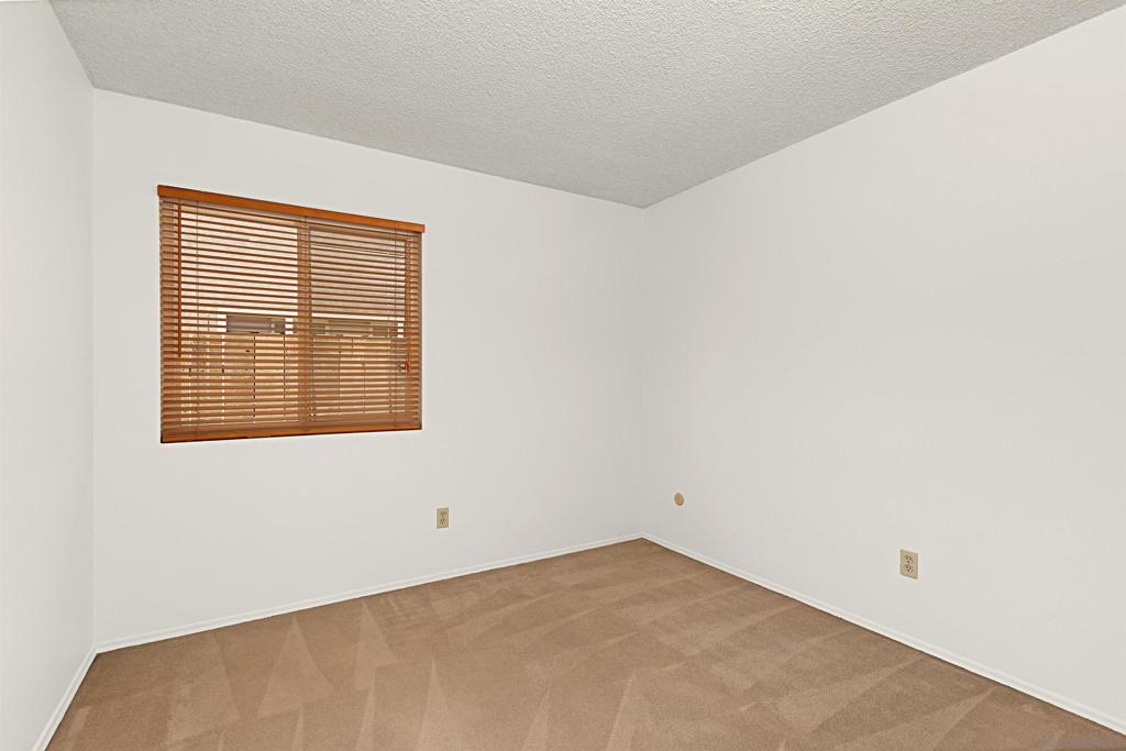 10466 Moorpark St. Property Photo 19