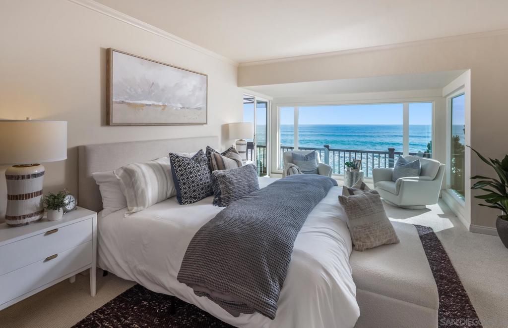 2977 Ocean Street Property Photo 17