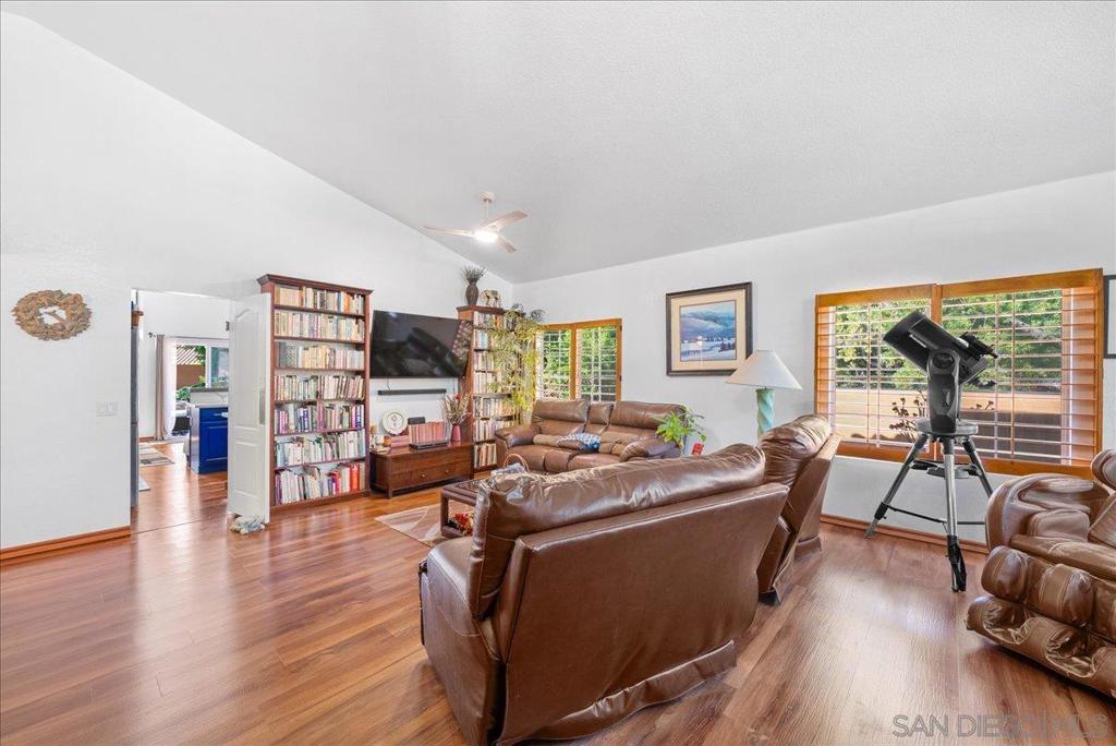 770 Tawny Ct Property Photo 6