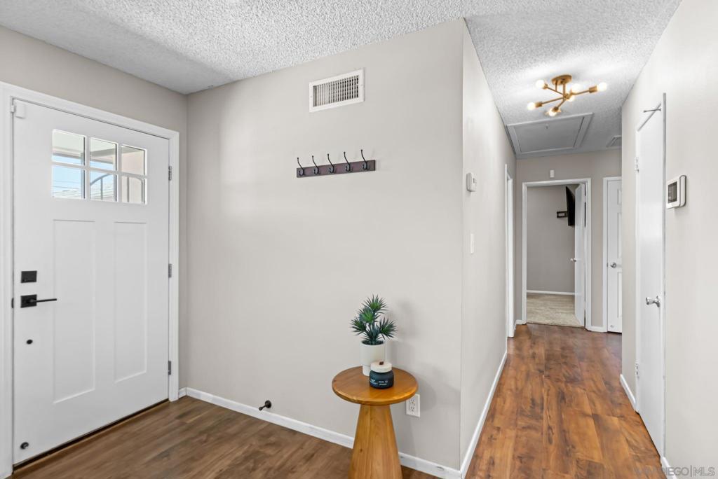 1076 Grouse St Property Photo 19