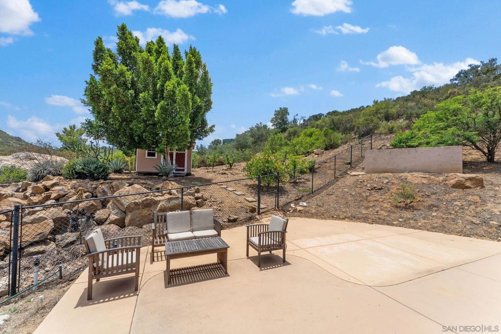 12443 Mirar De Valle Property Photo 36
