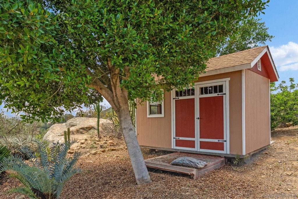 12443 Mirar De Valle Property Photo 37