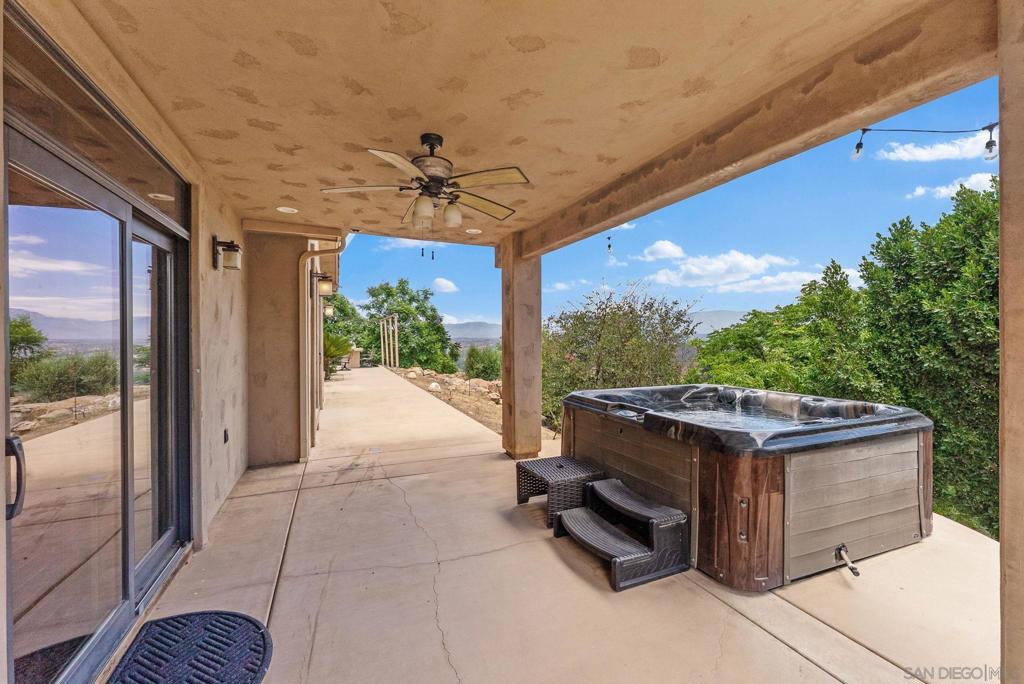 12443 Mirar De Valle Property Photo 38