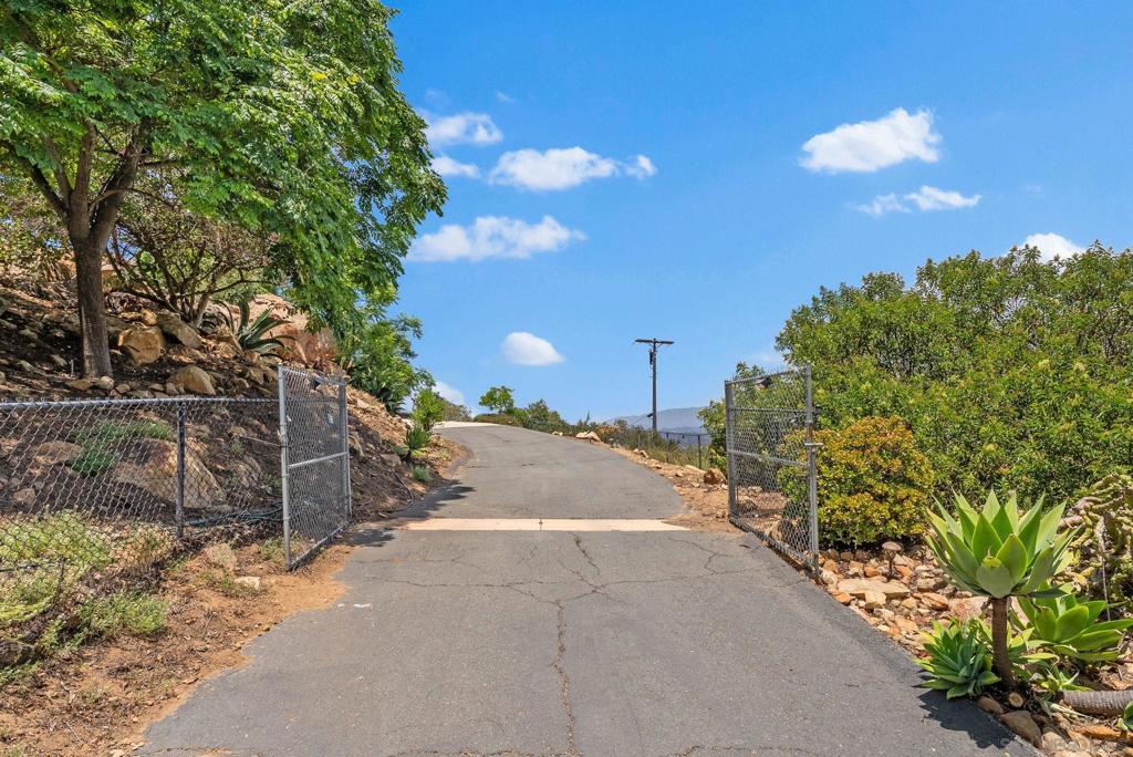 12443 Mirar De Valle Property Photo 52