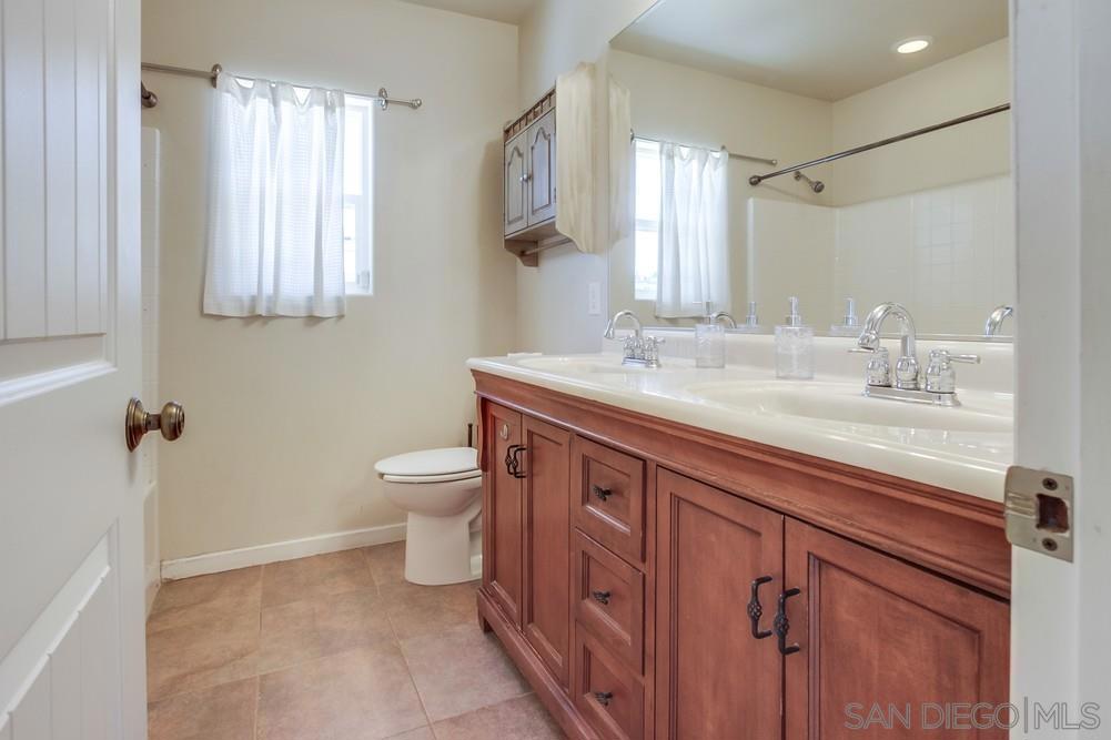 839 B St Property Photo 17