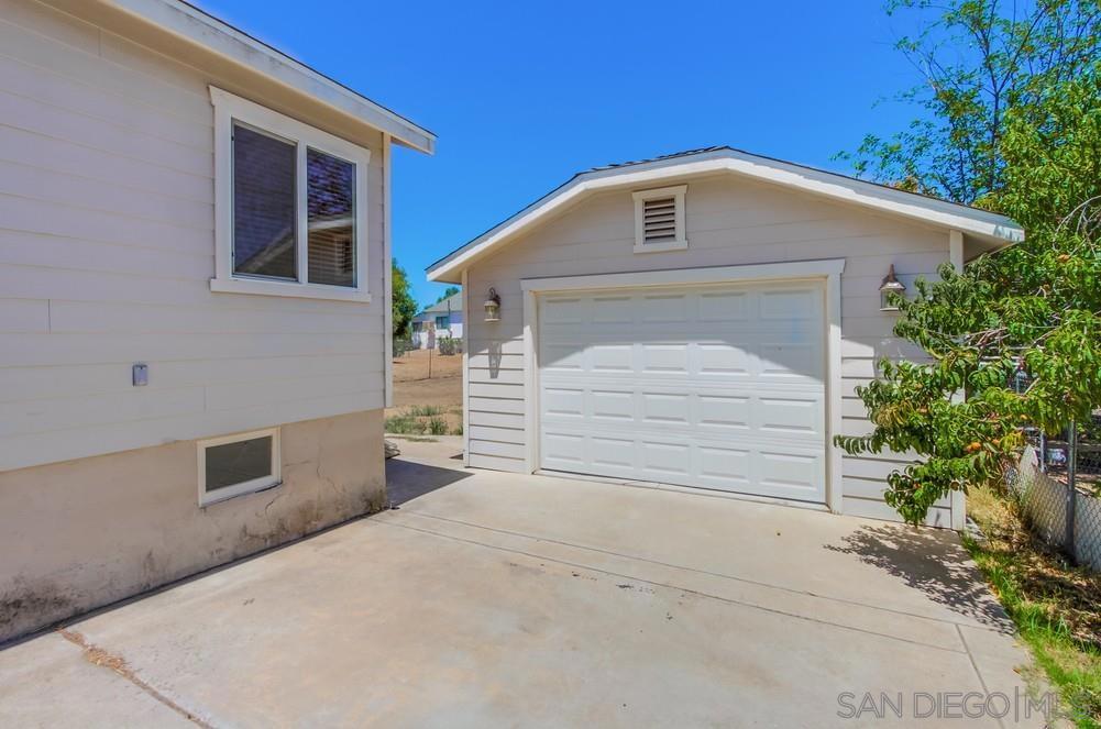 839 B St Property Photo 23