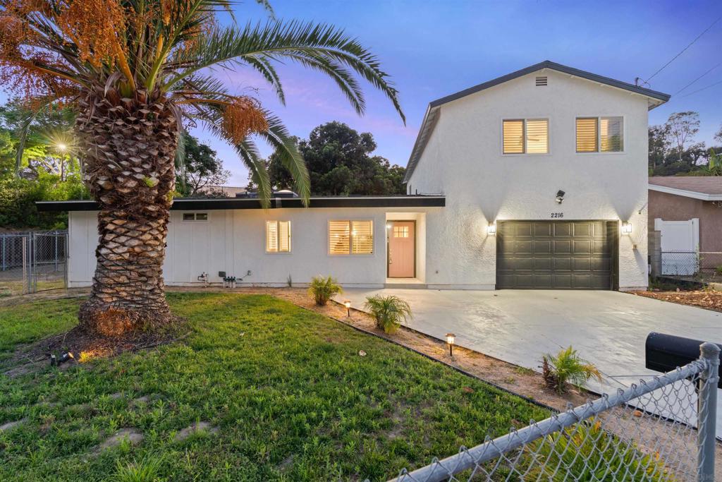 2216 Calle Chanate Property Photo 1