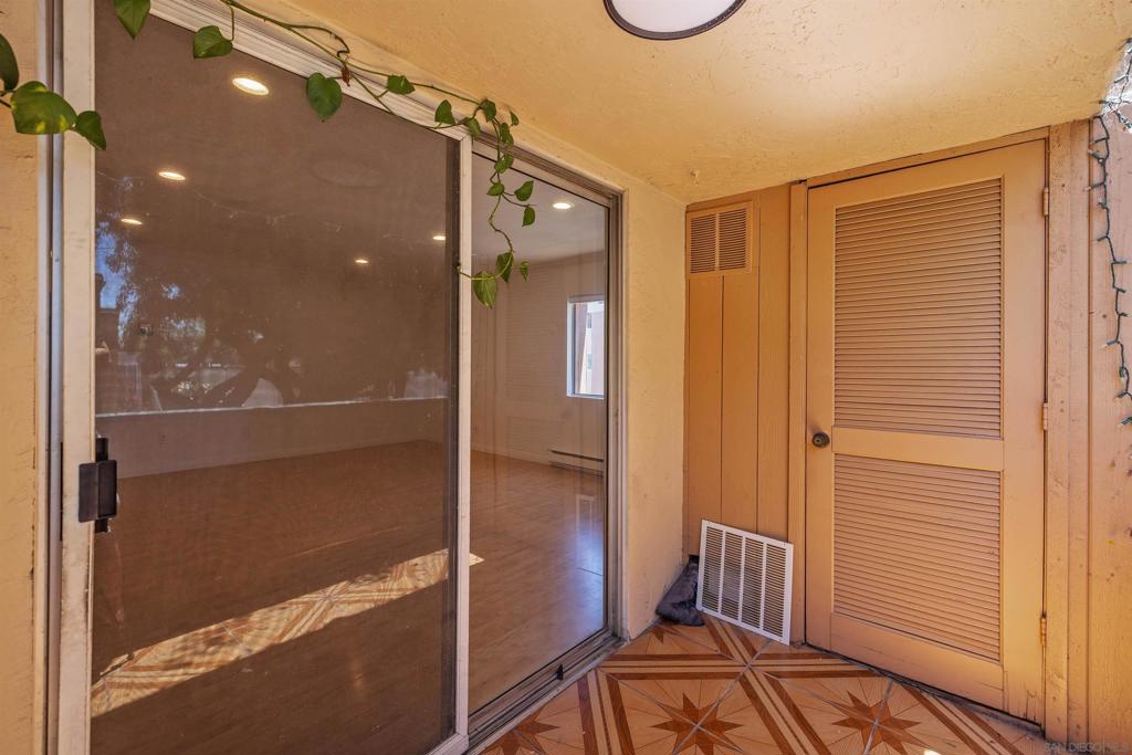 8737 Lake Murray Blvd 7 Property Photo 23