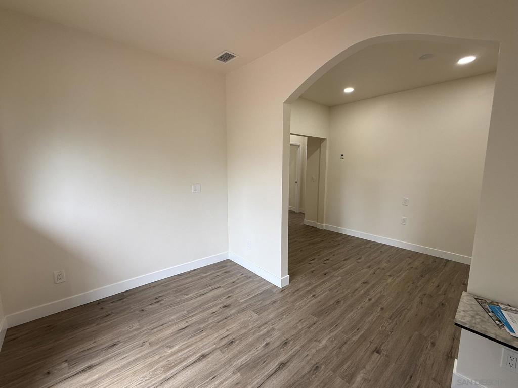 6527 La Jolla Blvd Property Photo 6