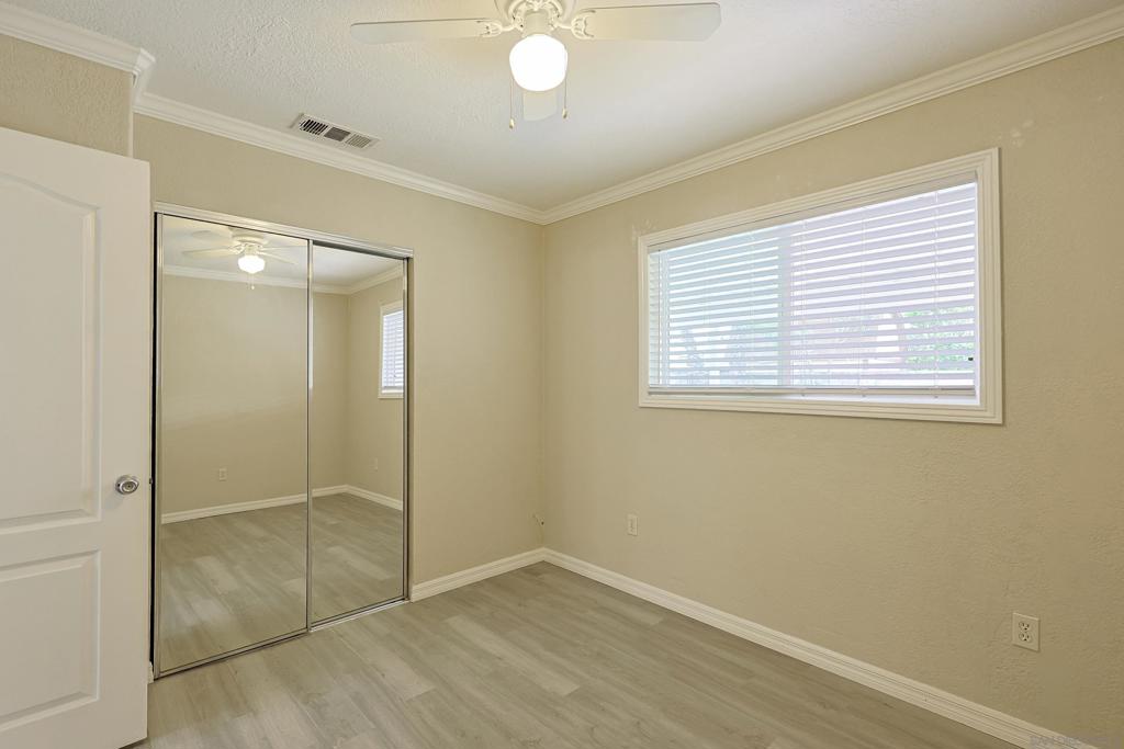 819 Daisy St Property Photo 28
