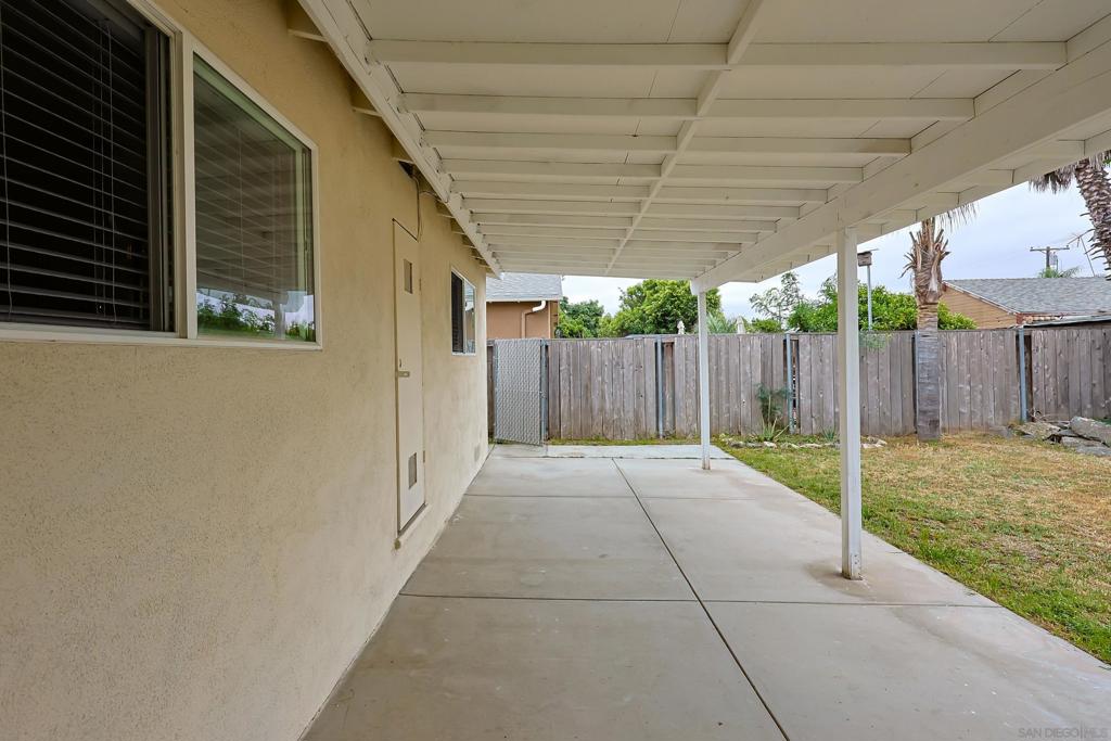819 Daisy St Property Photo 33