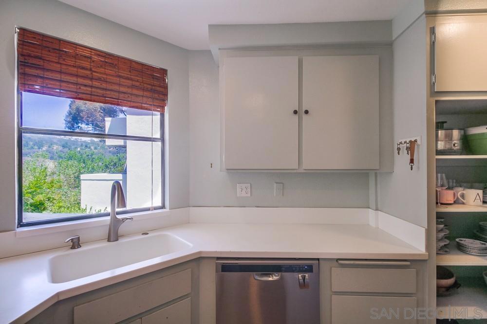 2722 Ariane Dr 40 Property Photo 12
