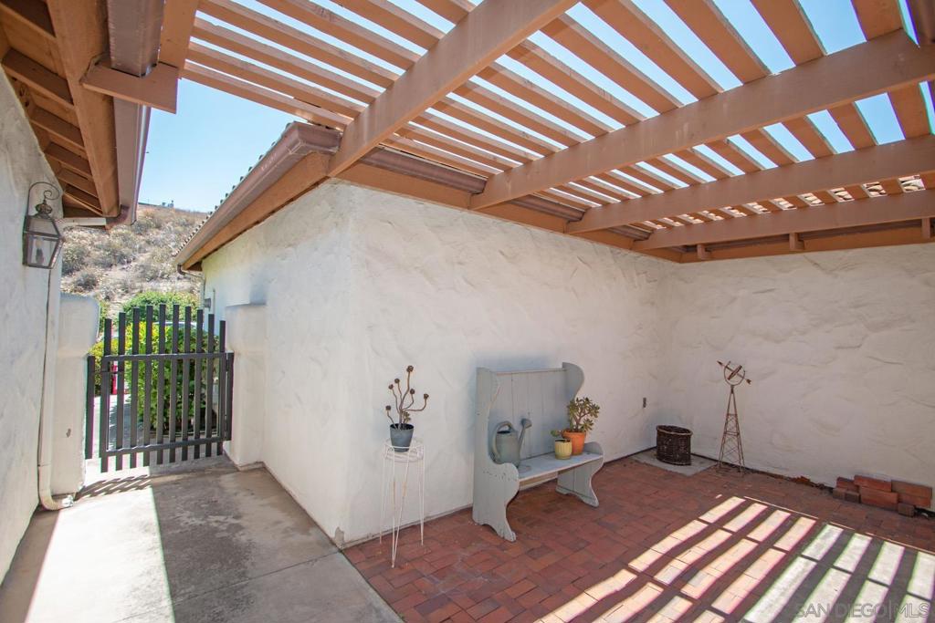 1115 Inspiration Lane Property Photo 12