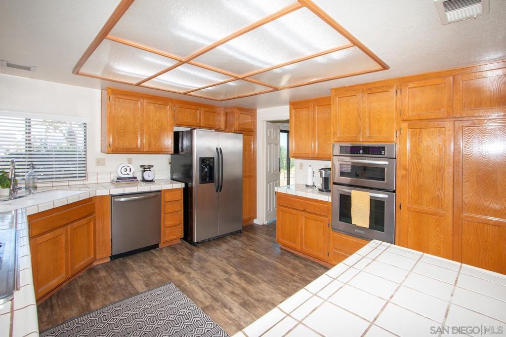 1115 Inspiration Lane Property Photo 20