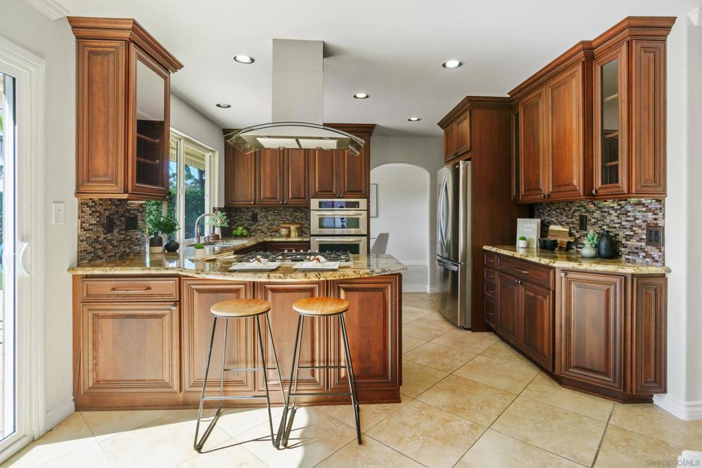 9932 Ironwood Place Property Photo 12