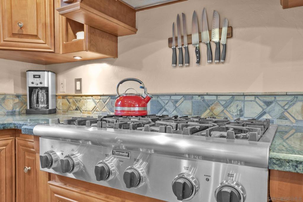 3839 Deer Lake Park Rd Property Photo 29