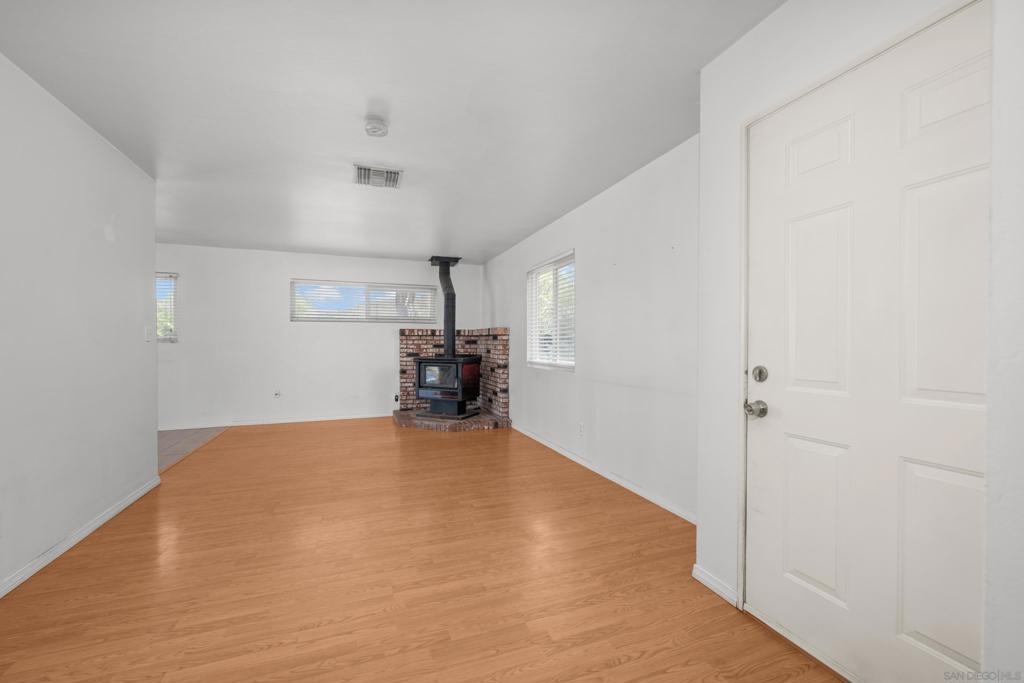 8080 Poplin Dr Property Photo 4