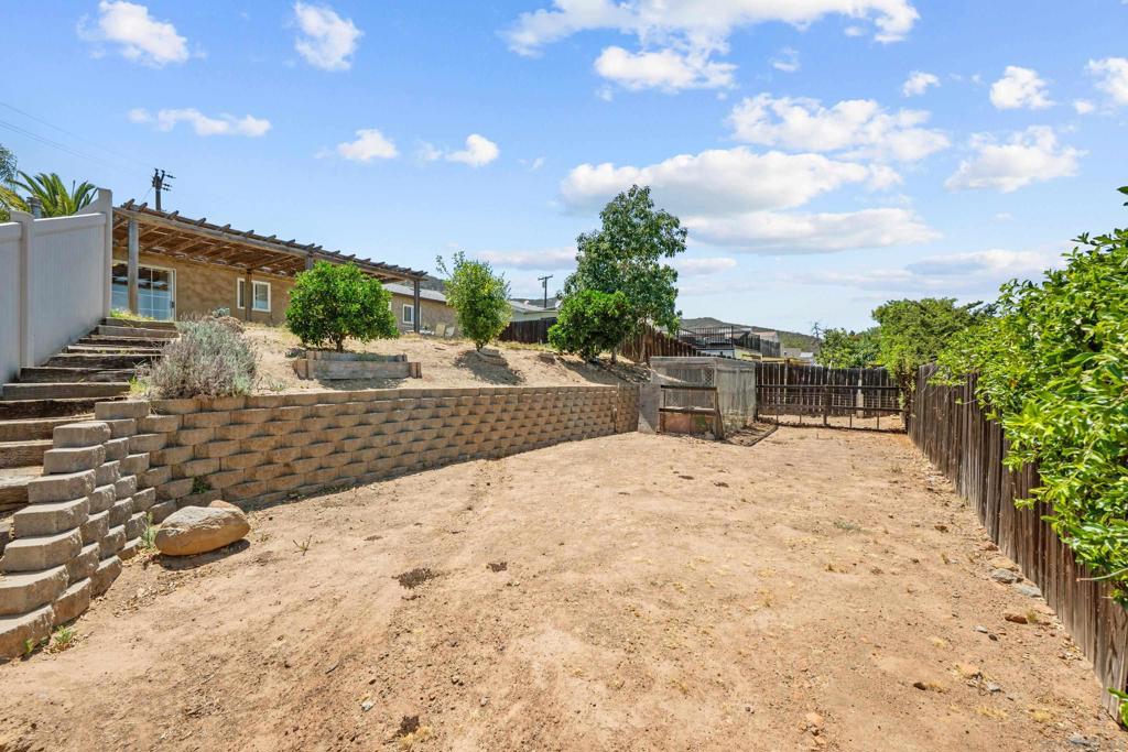 8080 Poplin Dr Property Photo 22