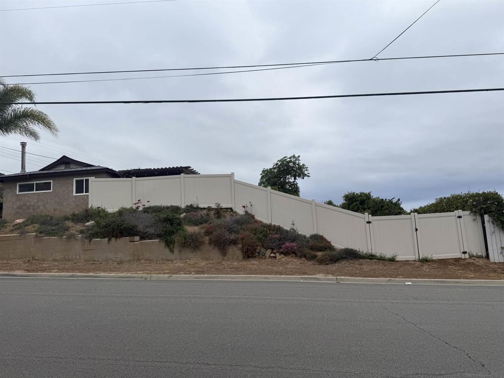 8080 Poplin Dr Property Photo 24