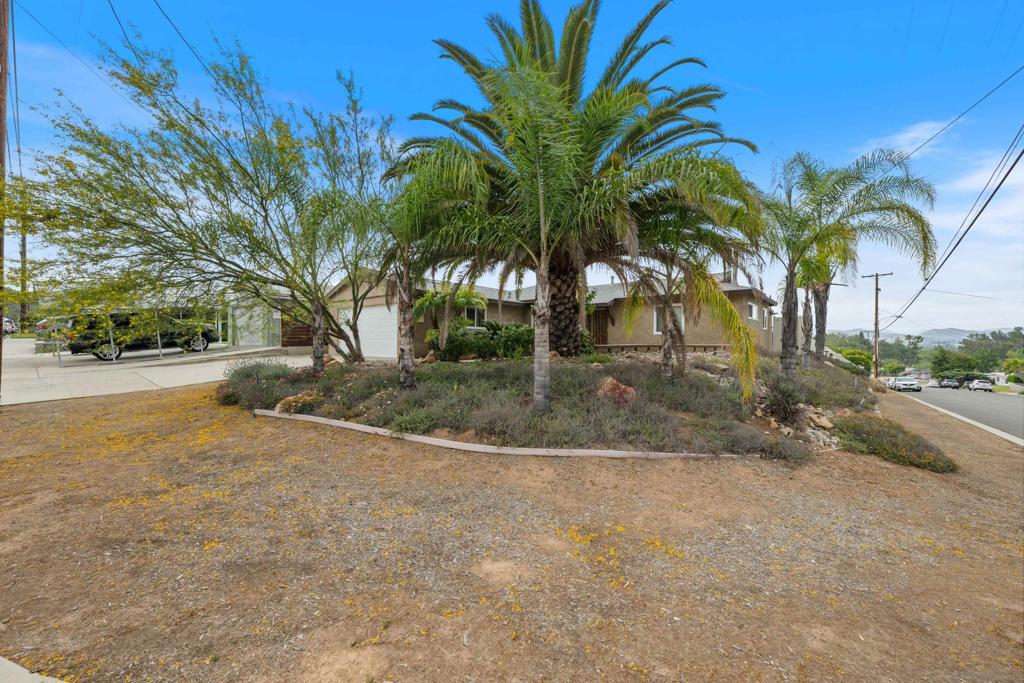 8080 Poplin Dr Property Photo 26