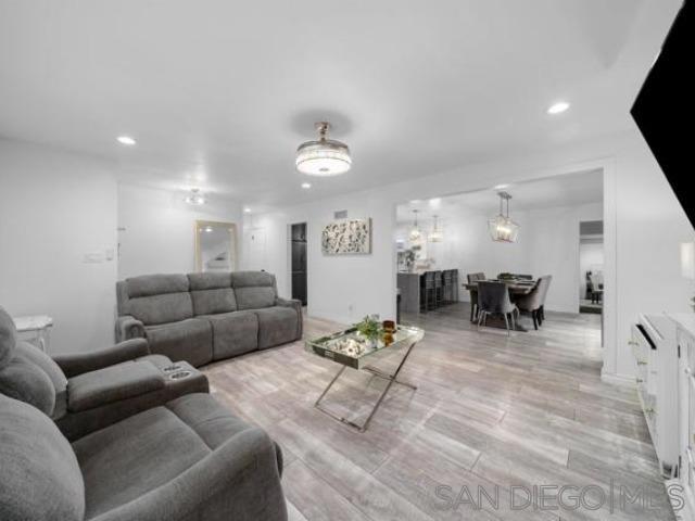 8764 Orville Street Property Photo 3