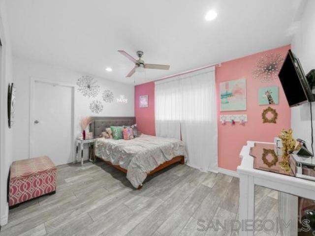 8764 Orville Street Property Photo 9