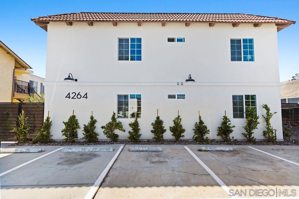 4264 42nd St. #3 Property Photo 1