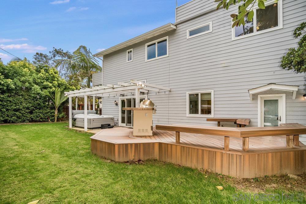 5247 Chelsea Property Photo 6