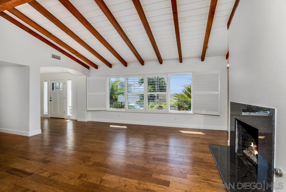 5247 Chelsea Property Photo 10