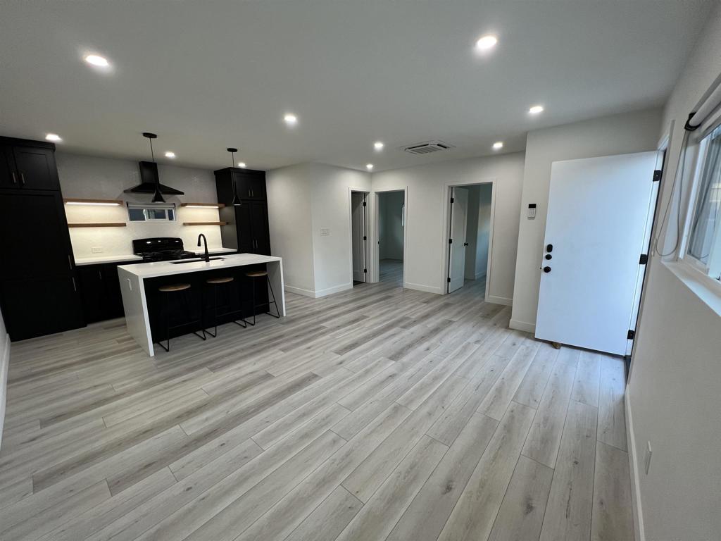 764 766 N Grape Property Photo 1