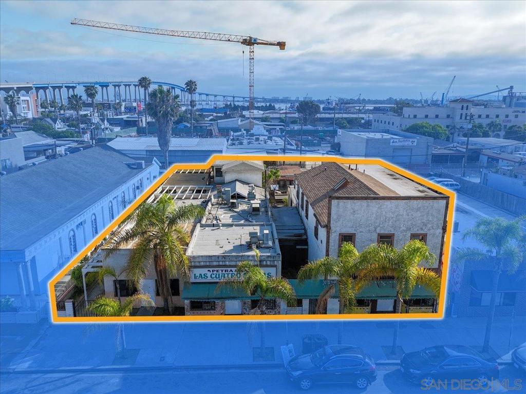 1851 Logan Ave Property Photo 1