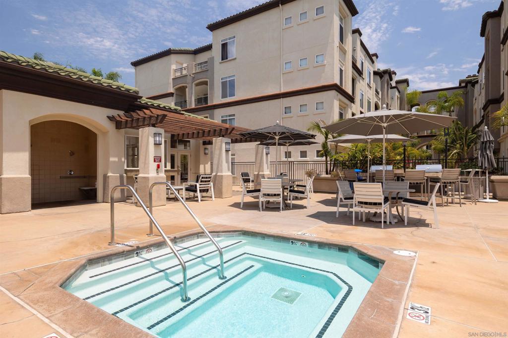 9253 Regents Rd A107 Property Photo 19