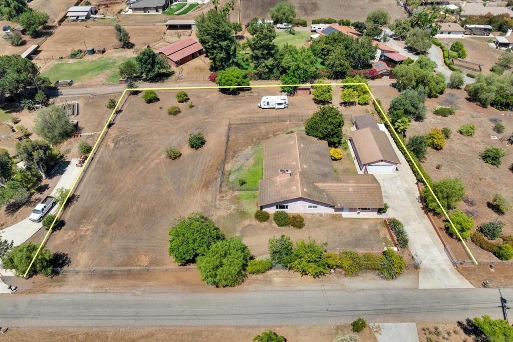 250033843SD Property Photo 1