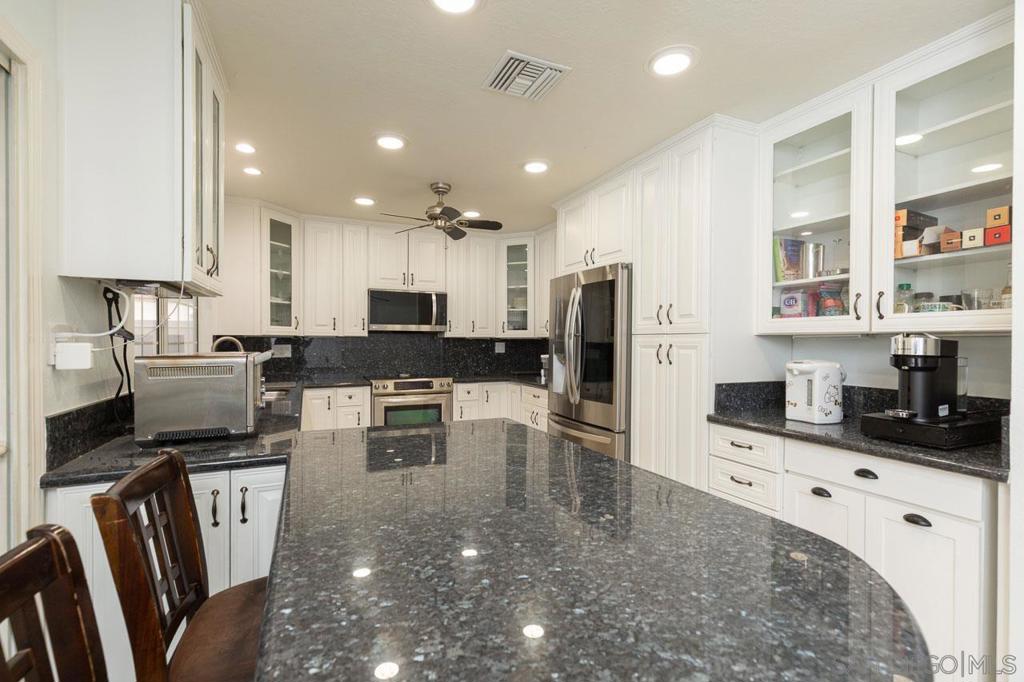 17924 Cabela Dr Property Photo 14