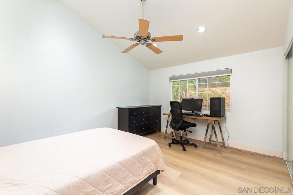 17924 Cabela Dr Property Photo 25