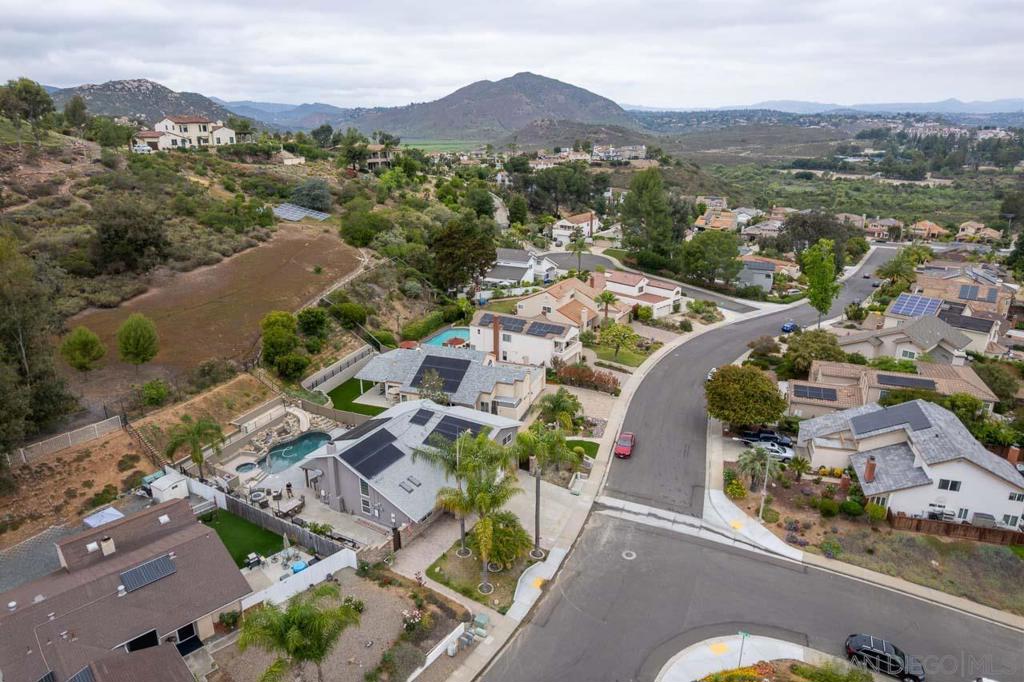 17924 Cabela Dr Property Photo 33