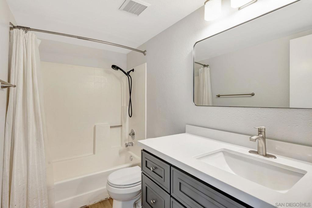 3047 Old Bridgeport Way Property Photo 19
