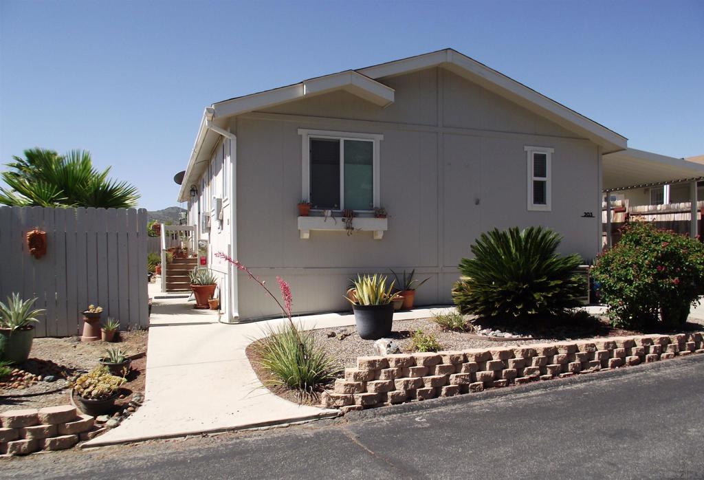 35109 Highway 79 Spc 203 Property Photo 3