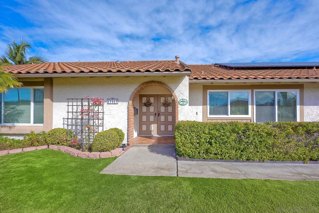 17417 Plaza Sonada Property Photo 3