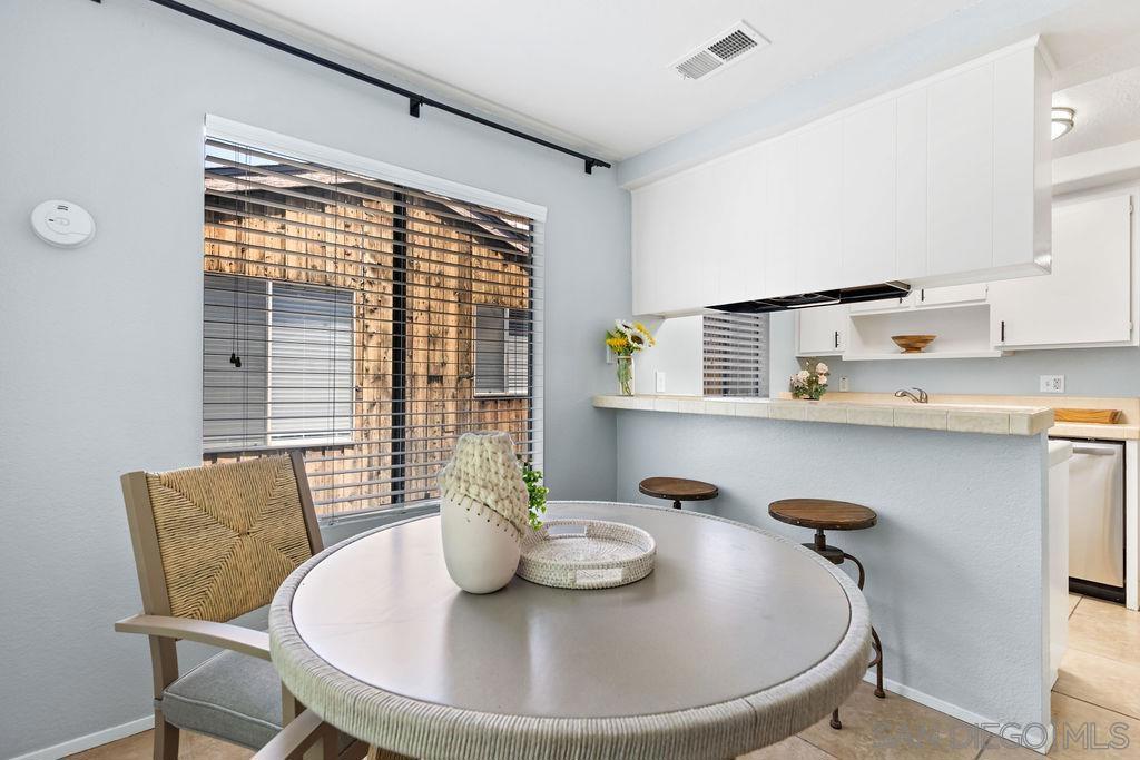 2157 Arnold Way 324 Property Photo 6