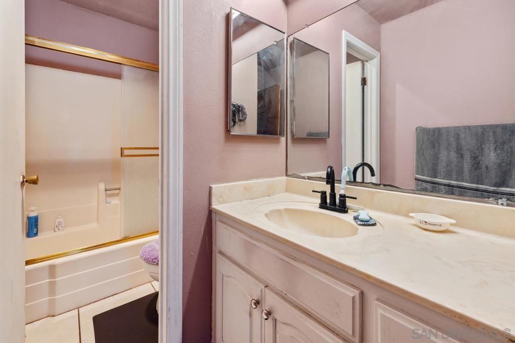 3587 Ruffin Rd 215 Property Photo 21