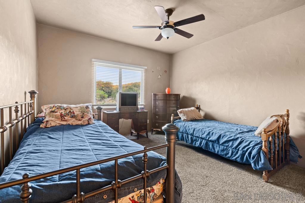 40760 Old Highway 80 Property Photo 33