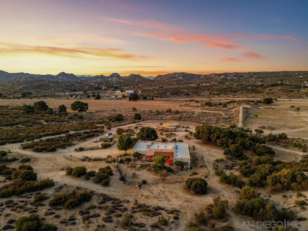 40760 Old Highway 80 Property Photo 53