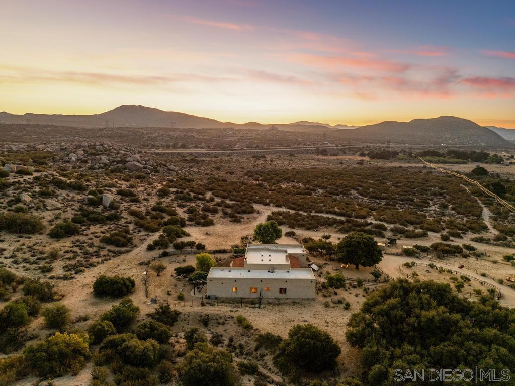 40760 Old Highway 80 Property Photo 54