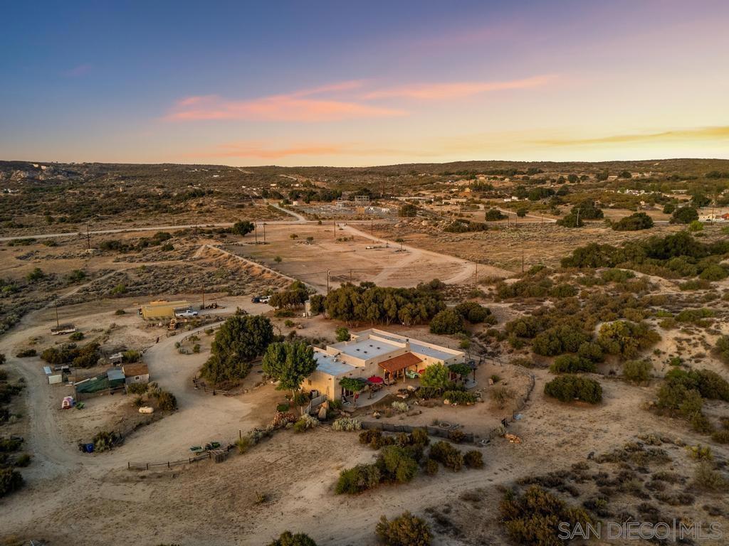 40760 Old Highway 80 Property Photo 57