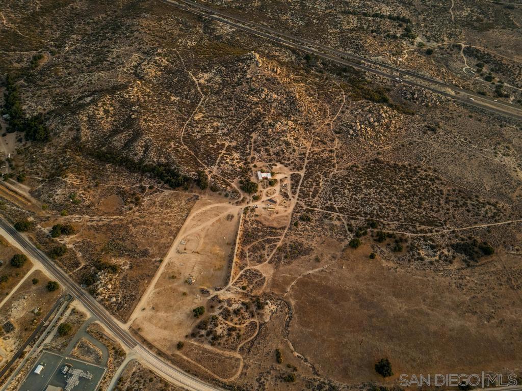 40760 Old Highway 80 Property Photo 58