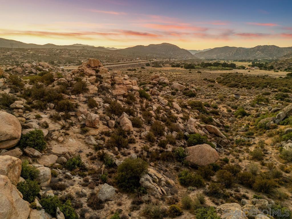 40760 Old Highway 80 Property Photo 62