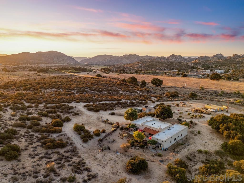 40760 Old Highway 80 Property Photo 66