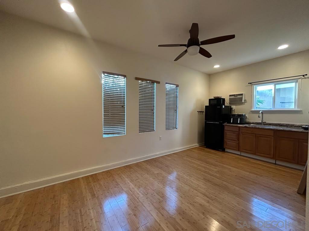 1863 Almagro Ln Property Photo 6