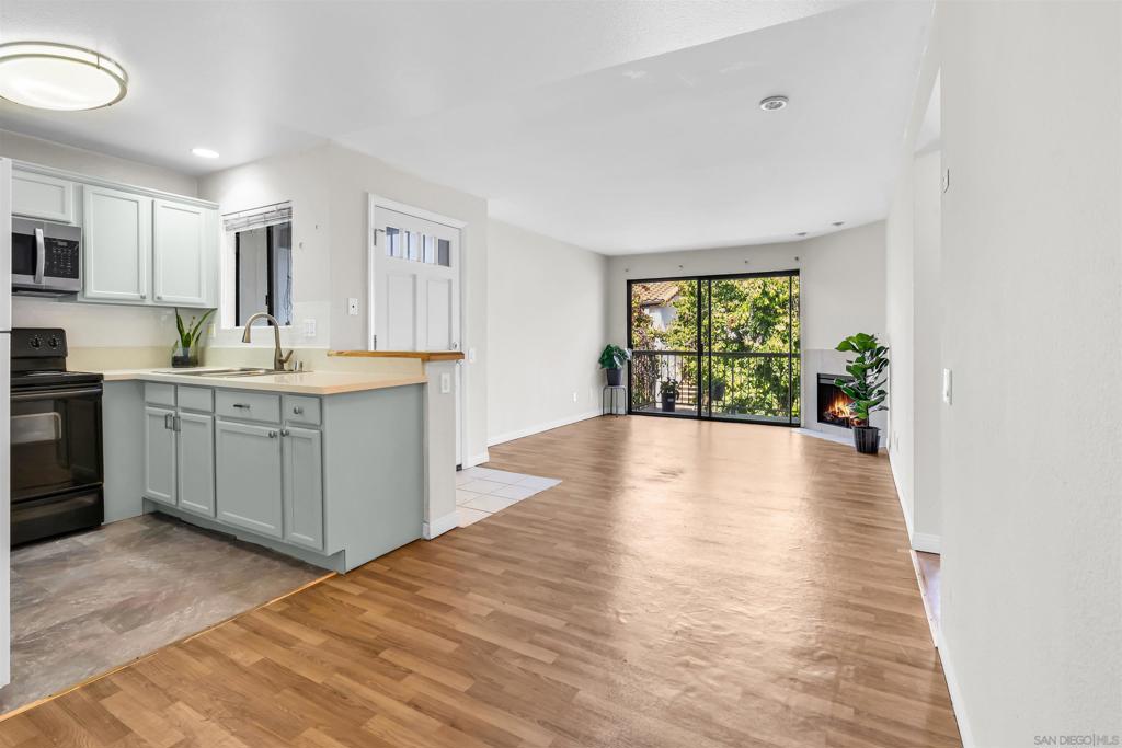 3566 Sunset Ln 71 Property Photo 15